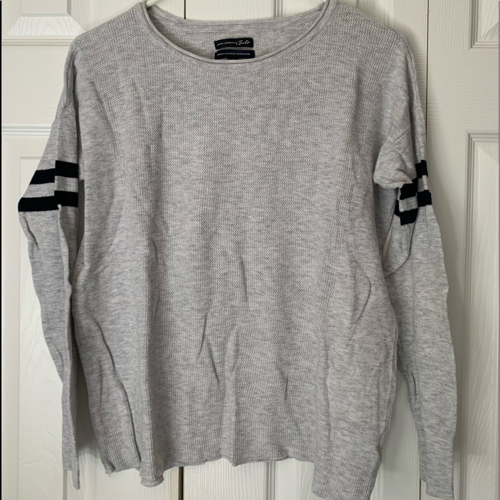 Grey american eagle sweater
